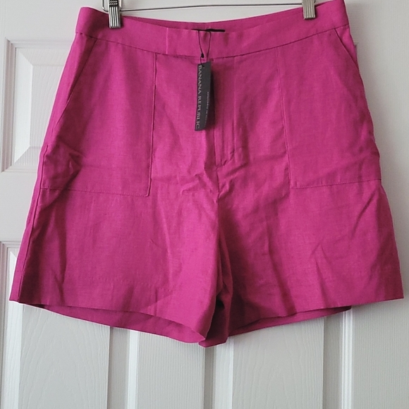 Banana Republic Pants - Banana Republic Women's Linen Shorts
